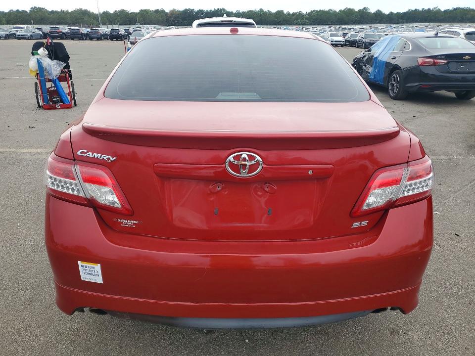 Aukcja sprzedaży 2011 Toyota Camry, vin: 4T1BF3EK1BU682803, numer aukcji: 70044806