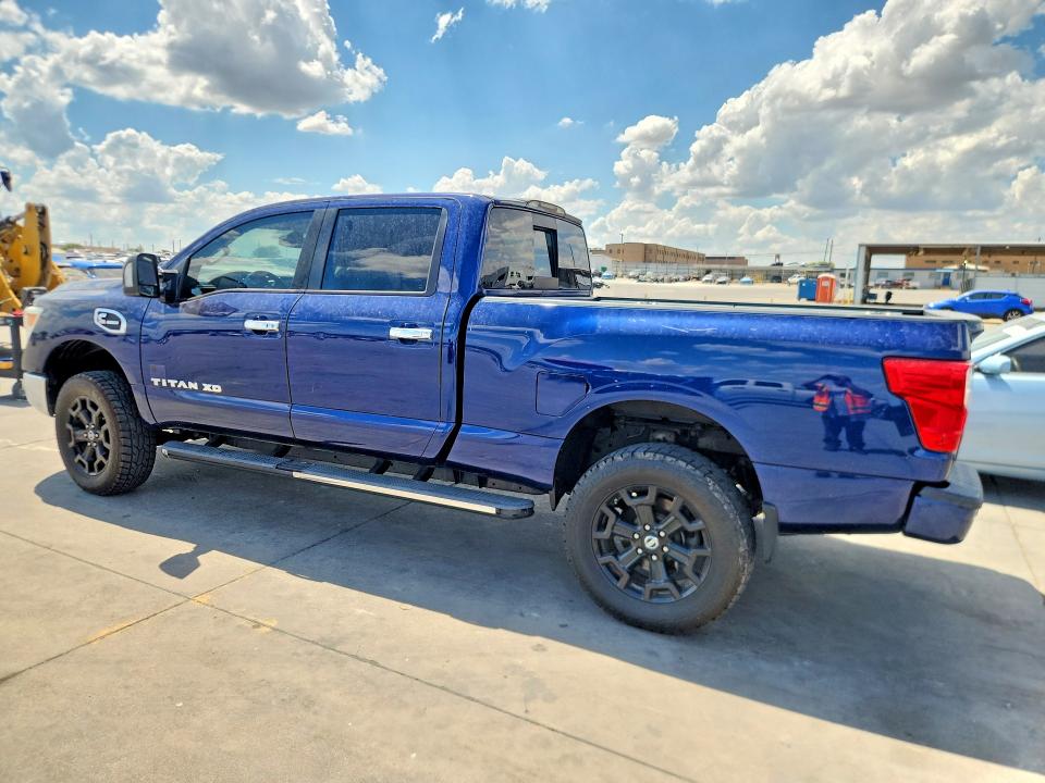 67452376 :رقم المزاد ، 1N6BA1F27HN559898 vin ، 2017 Nissan Titan Xd مزاد بيع