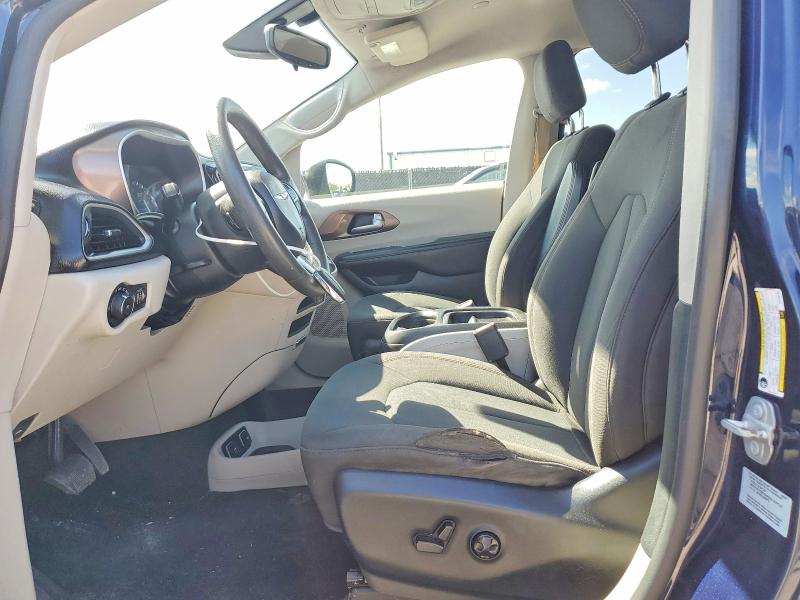 69440996 :رقم المزاد ، 2C4RC1BG7HR788436 vin ، 2017 Chrysler Pacifica مزاد بيع