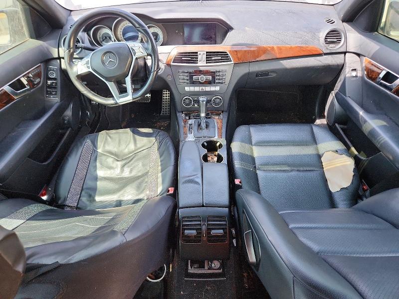 2012 Mercedes-benz C მანქანა იყიდება აუქციონზე, vin: WDDGF8BB1CF913805, აუქციონის ნომერი: 67867036