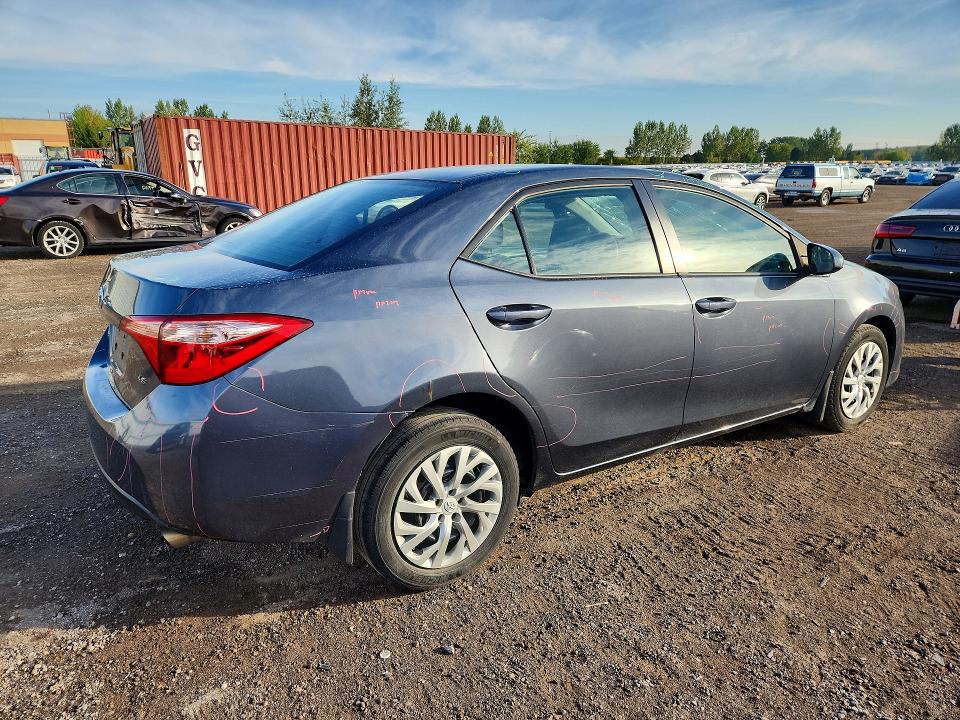 Aukcja sprzedaży 2018 Toyota Corolla, vin: 2T1BURHE2JC001174, numer aukcji: 68645976