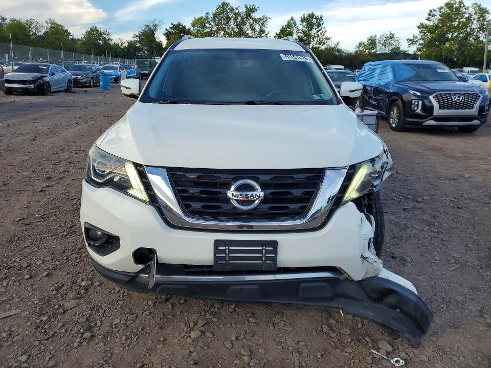 Продажа на аукционе авто 2017 Nissan Pathfinder, vin: 5N1DR2MMXHC903651, номер лота: 70151076