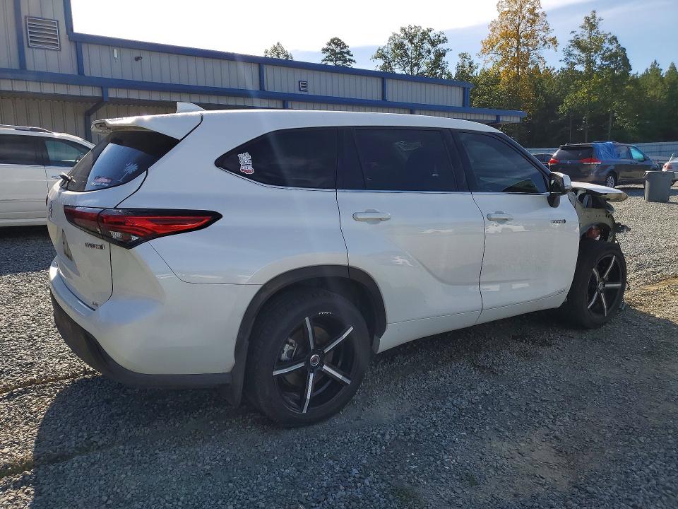 68048696 :رقم المزاد ، 5TDBBRCH7LS500246 vin ، 2020 Toyota Highlander مزاد بيع