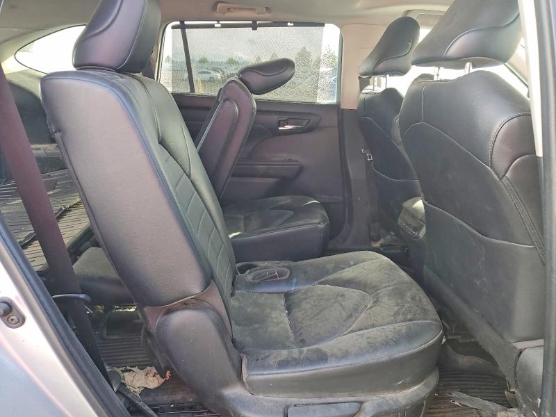 2022 Toyota Highlander Hybrid მანქანა იყიდება აუქციონზე, vin: 5TDGBRCH6NS542562, აუქციონის ნომერი: 67011216