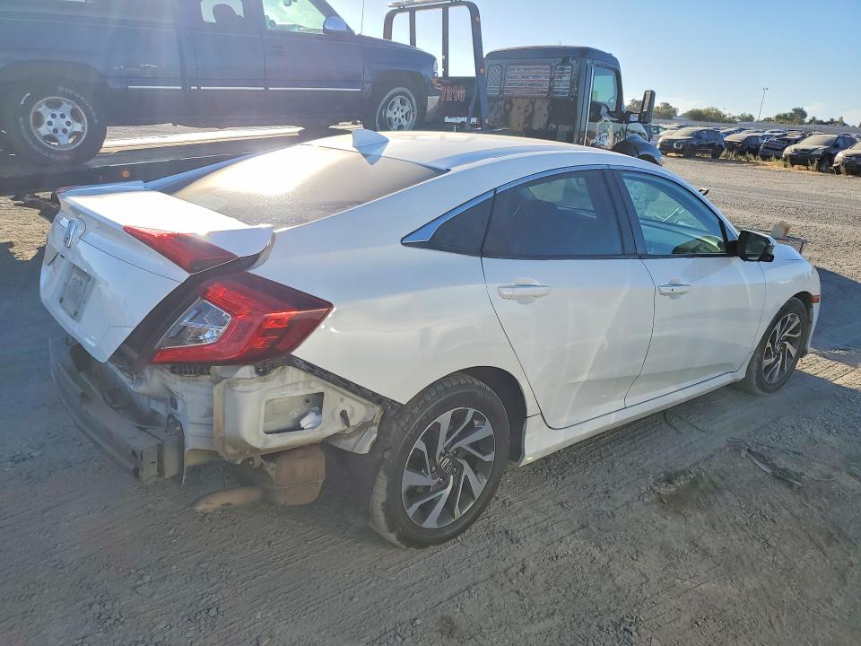 Aukcja sprzedaży 2017 Honda Civic, vin: 19XFC2F75HE071117, numer aukcji: 70640146