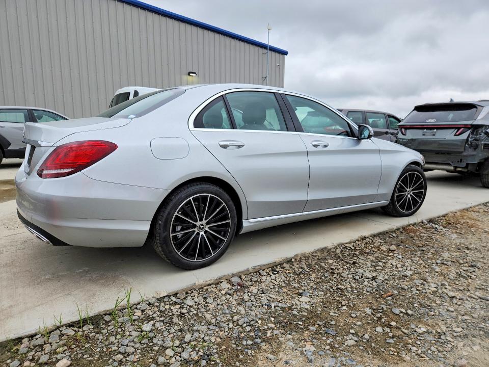 2021 Mercedes-benz C მანქანა იყიდება აუქციონზე, vin: W1KWF8DB1MR644844, აუქციონის ნომერი: 70143856