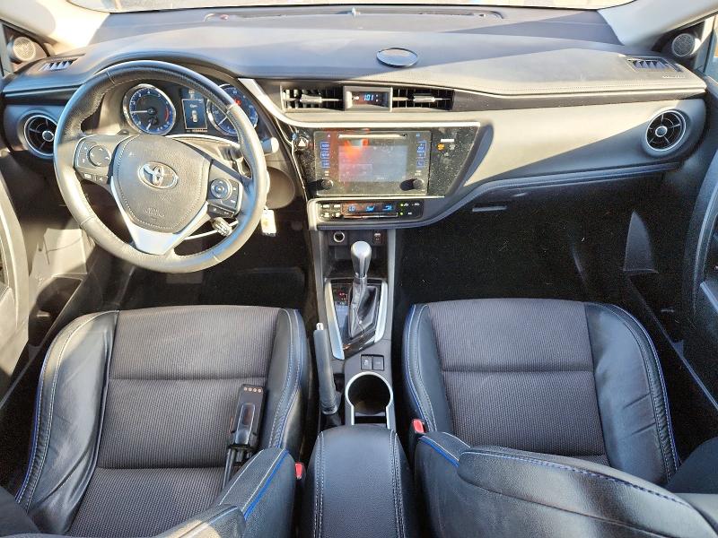 70912806 :رقم المزاد ، 5YFBURHE8HP601790 vin ، 2017 Toyota Corolla مزاد بيع