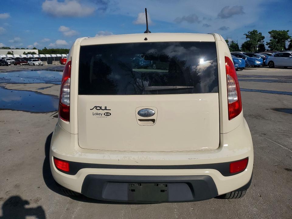 68979246 :رقم المزاد ، KNDJT2A61D7775334 vin ، 2013 Kia Soul مزاد بيع
