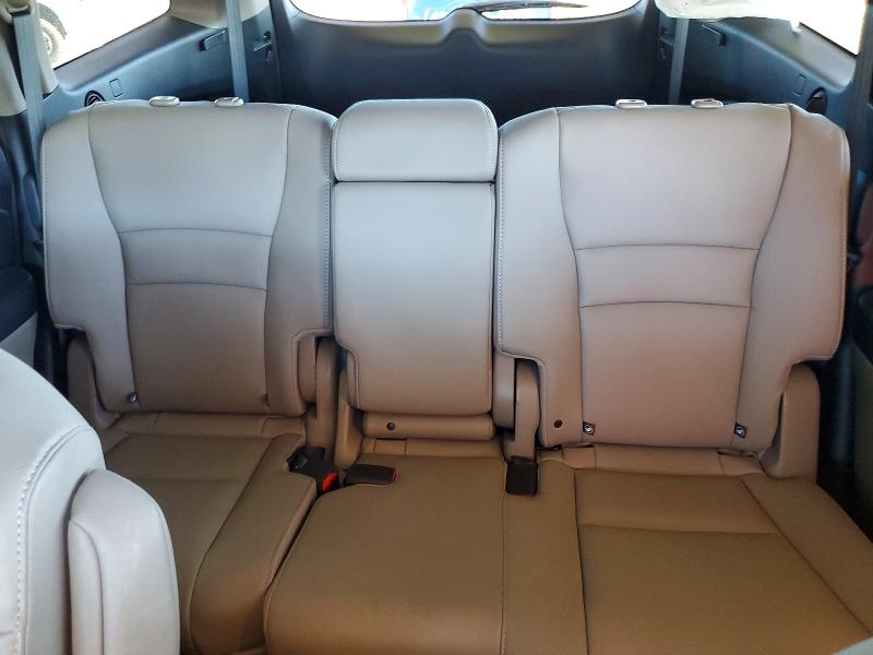 70029226 :رقم المزاد ، 5FNYF6H5XHB037686 vin ، 2017 Honda Pilot مزاد بيع