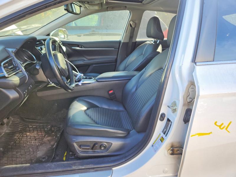 68078196 :رقم المزاد ، 4T1J11AK8LU933449 vin ، 2020 Toyota Camry مزاد بيع
