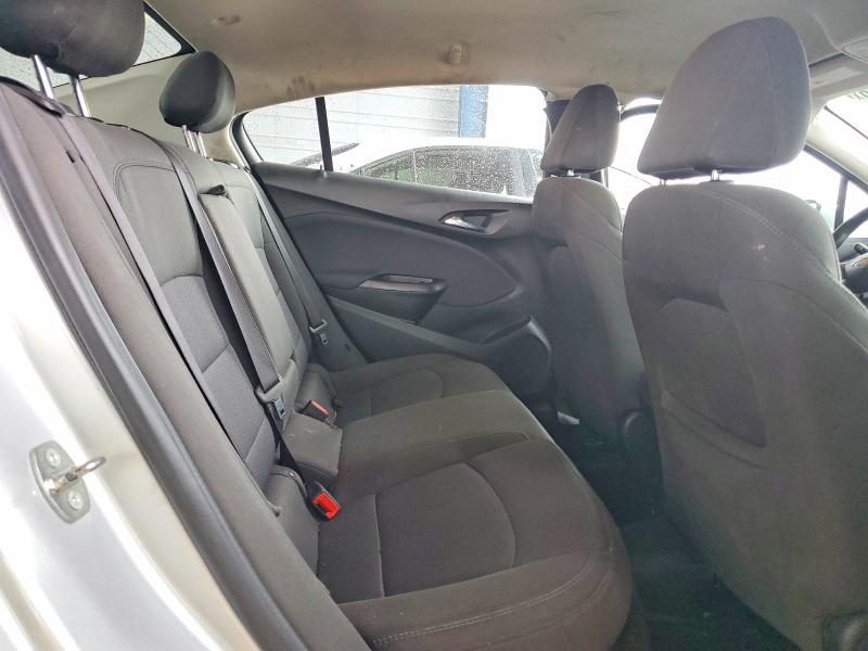 71012086 :رقم المزاد ، 1G1BE5SM9J7167563 vin ، 2018 Chevrolet Cruze مزاد بيع