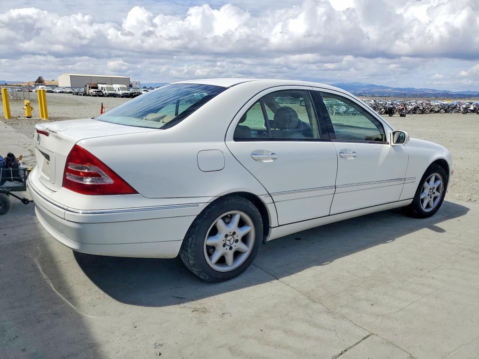 Продажа на аукционе авто 2004 Mercedes-benz C, vin: WDBRF64J64F514013, номер лота: 66801116