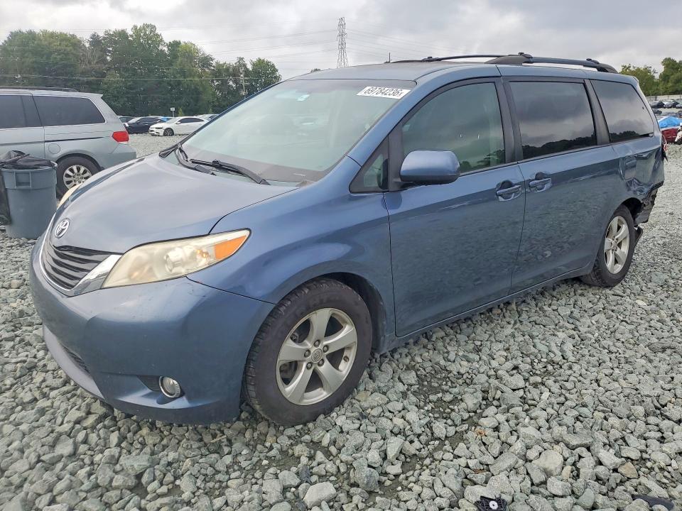 Продажа на аукционе авто 2014 Toyota Sienna, vin: 5TDKK3DC6ES511564, номер лота: 69784236