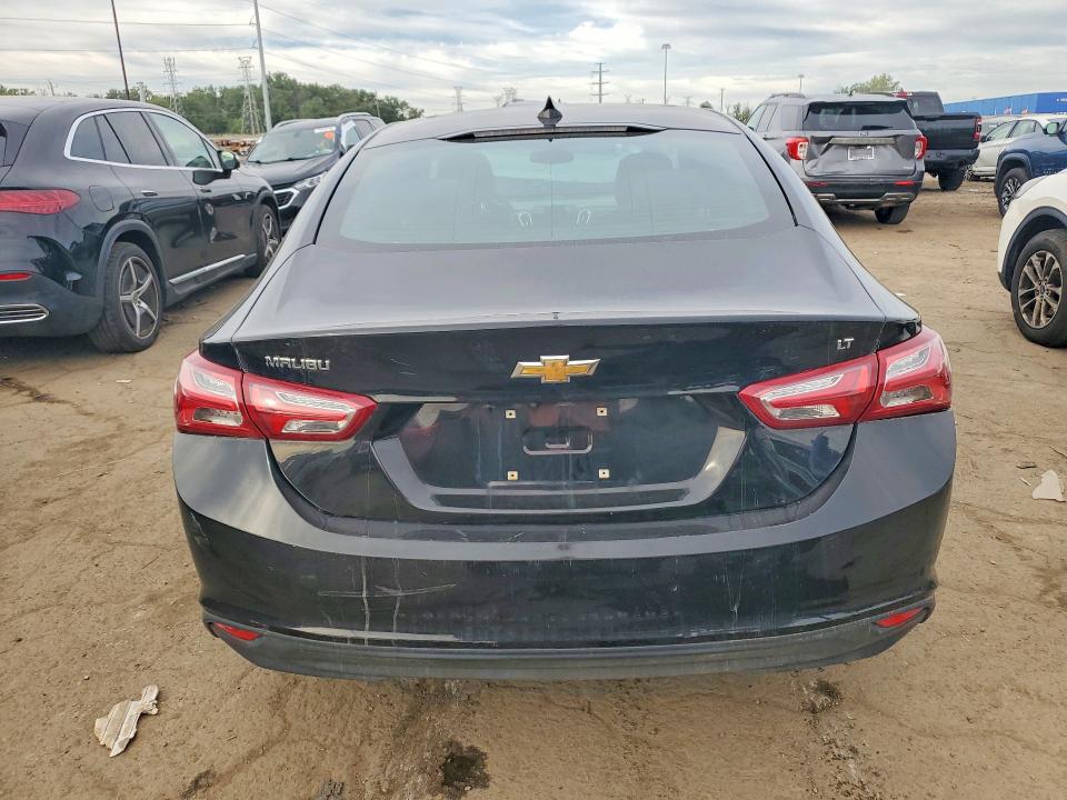 Продажа на аукционе авто 2019 Chevrolet Malibu, vin: 1G1ZD5STXKF221842, номер лота: 70324906