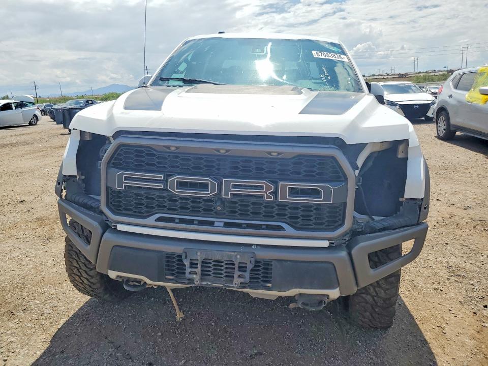 67083836 :رقم المزاد ، 1FTFW1RG5JFB45385 vin ، 2018 Ford F150 مزاد بيع