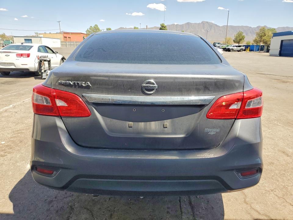 67490776 :رقم المزاد ، 3N1AB7AP7JY336273 vin ، 2018 Nissan Sentra مزاد بيع