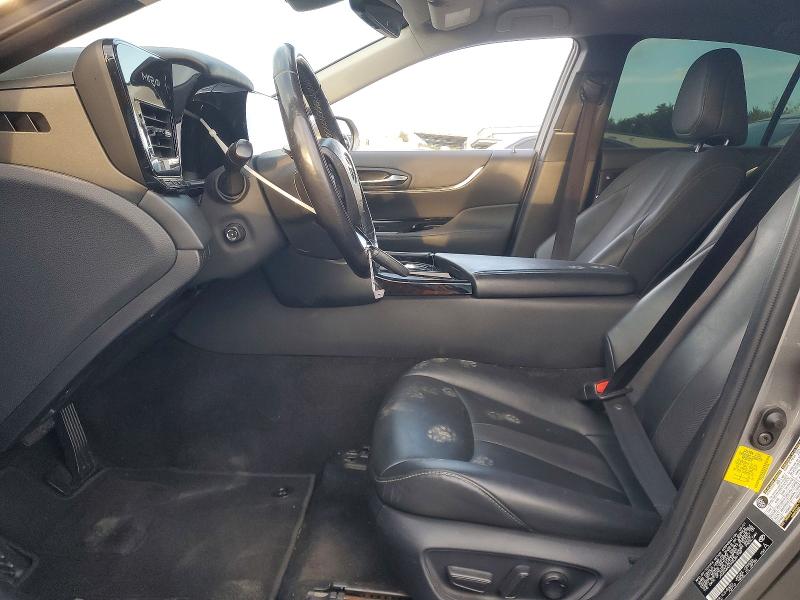 69042866 :رقم المزاد ، JTDAAAAA1MA001799 vin ، 2021 Toyota Mirai مزاد بيع