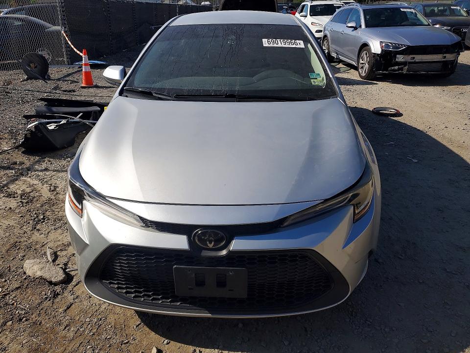 2022 Toyota Corolla მანქანა იყიდება აუქციონზე, vin: JTDEPMAE6N3003137, აუქციონის ნომერი: 69019966
