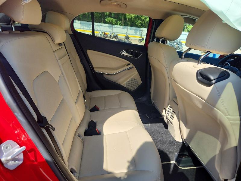 69702966 :رقم المزاد ، WDCTG4GBXGJ244275 vin ، 2016 Mercedes-benz Gla مزاد بيع