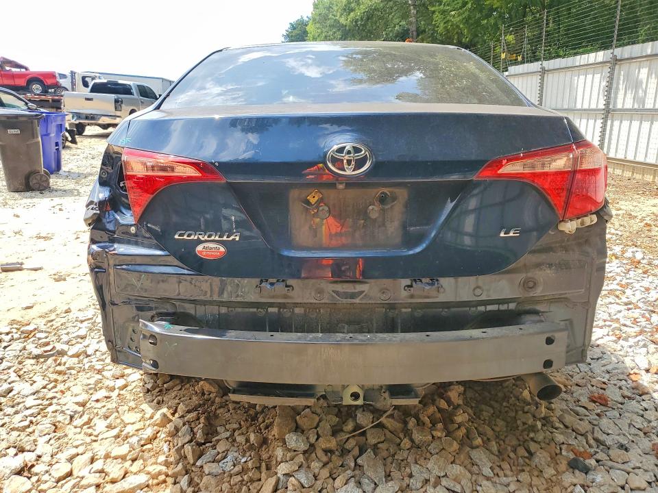 67005066 :رقم المزاد ، 2T1BURHEXJC053524 vin ، 2018 Toyota Corolla مزاد بيع