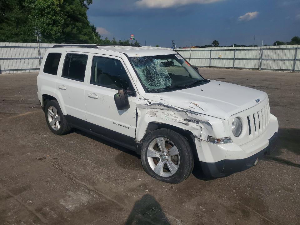 69598986 :رقم المزاد ، 1C4NJRFB5GD661753 vin ، 2016 Jeep Patriot مزاد بيع