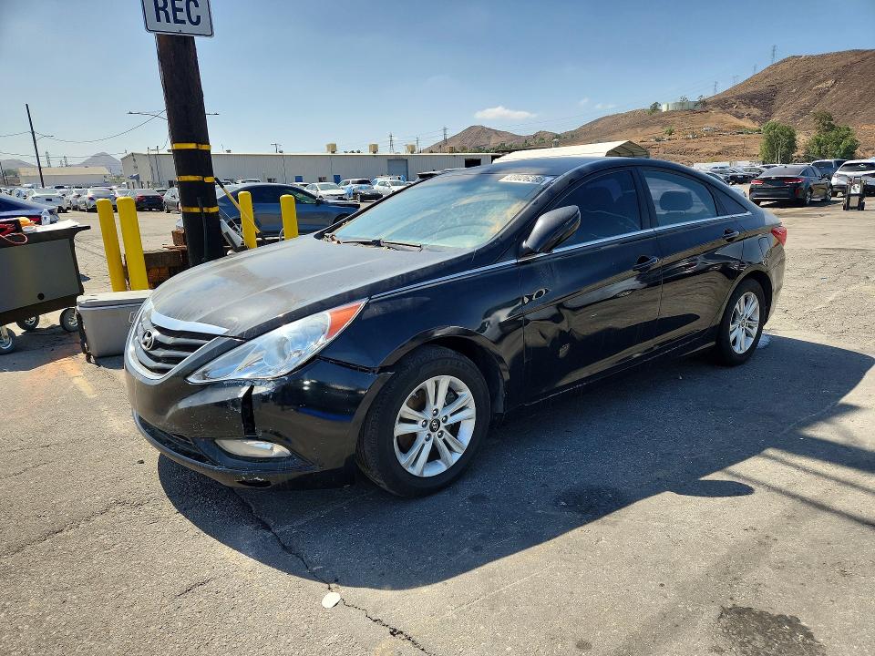 2013 Hyundai Sonata მანქანა იყიდება აუქციონზე, vin: 5NPEB4AC4DH553338, აუქციონის ნომერი: 69026286