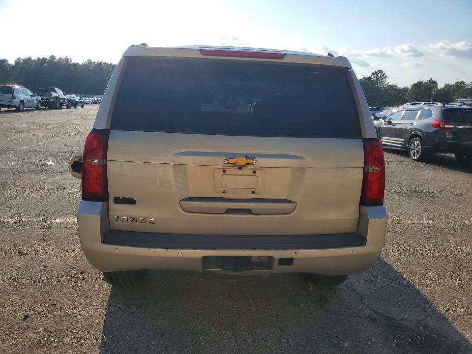 69245446 :رقم المزاد ، 1GNSCAKC0HR144563 vin ، 2017 Chevrolet Tahoe مزاد بيع