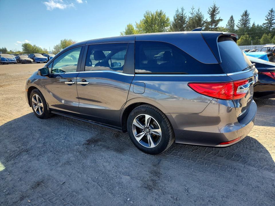 70064866 :رقم المزاد ، 5FNRL6H68JB509069 vin ، 2018 Honda Odyssey مزاد بيع