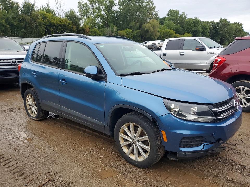 Продажа на аукционе авто 2018 Volkswagen Tiguan Limited, vin: WVGBV7AX0JK005134, номер лота: 68809556