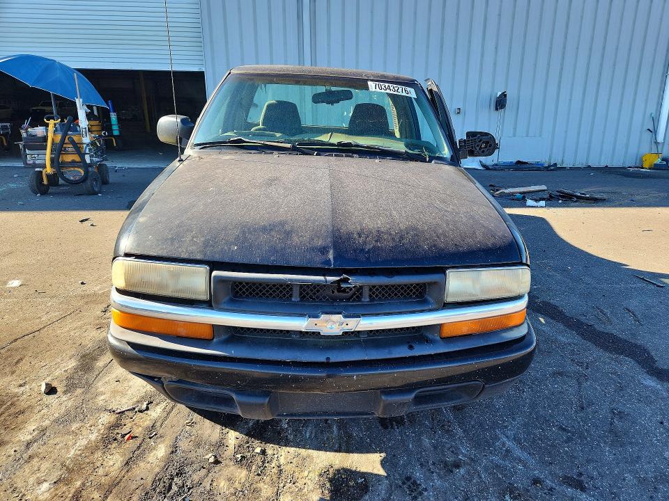 70343276 :رقم المزاد ، 1GCCS1943W8235215 vin ، 1998 Chevrolet S Truck مزاد بيع