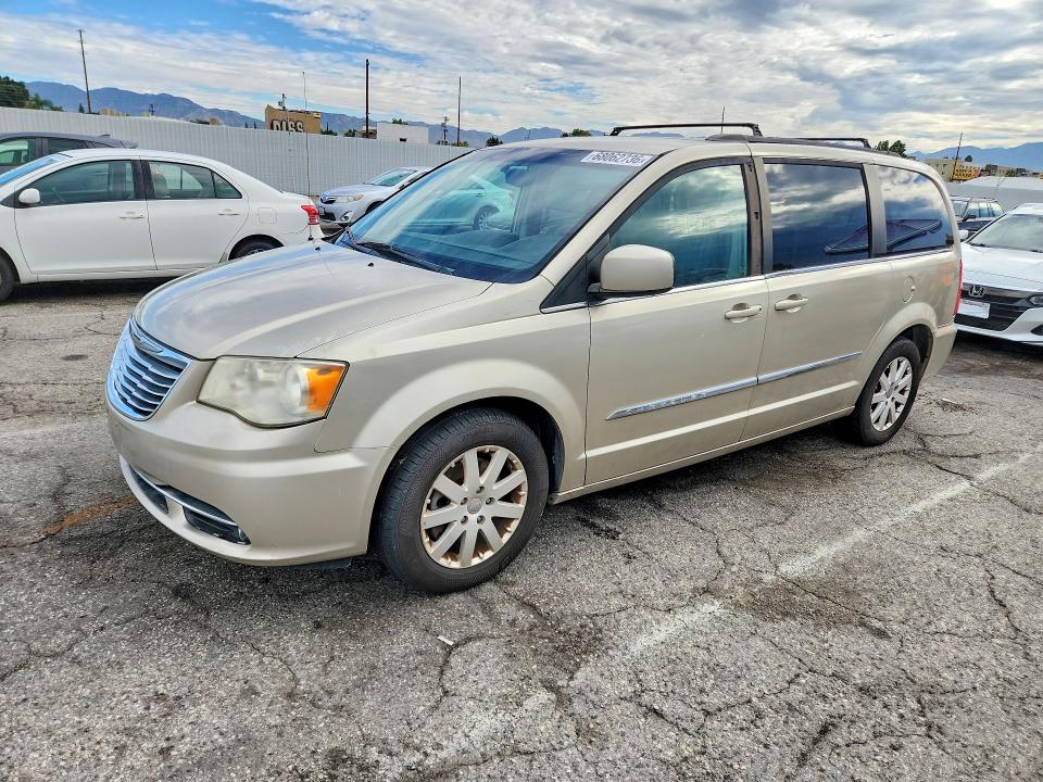 68062736 :رقم المزاد ، 2C4RC1BG5DR741707 vin ، 2013 Chrysler Town & Country مزاد بيع