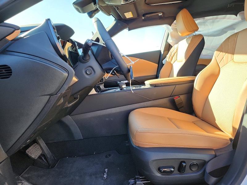 67683436 :رقم المزاد ، 2T2BBMCA1SC098734 vin ، 2025 Lexus Rx 350h مزاد بيع