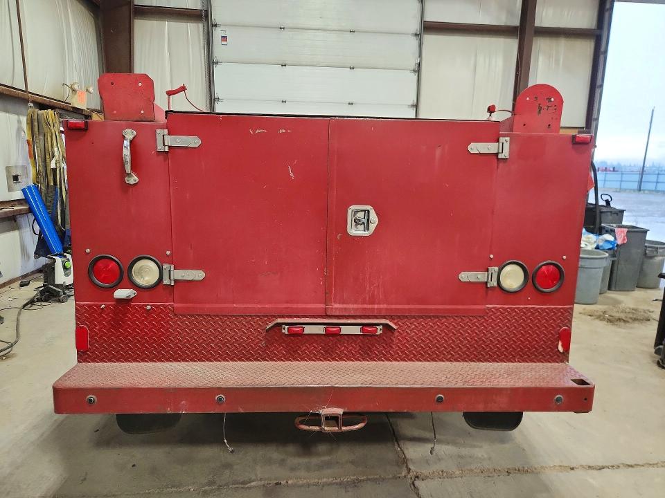 61410586 :رقم المزاد ، 1FDSF34L1YEB19232 vin ، 2000 Ford F350 مزاد بيع