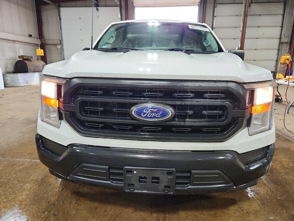70492386 :رقم المزاد ، 1FTMF1CB6NKE56440 vin ، 2022 Ford F150 مزاد بيع