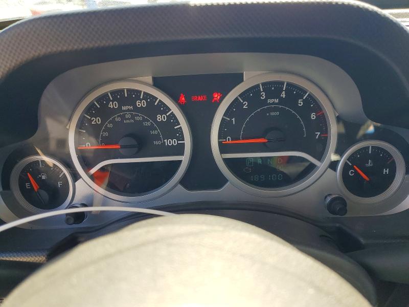 2010 Jeep Wrangler Unlimited მანქანა იყიდება აუქციონზე, vin: 1J4BB3H18AL136310, აუქციონის ნომერი: 67640186
