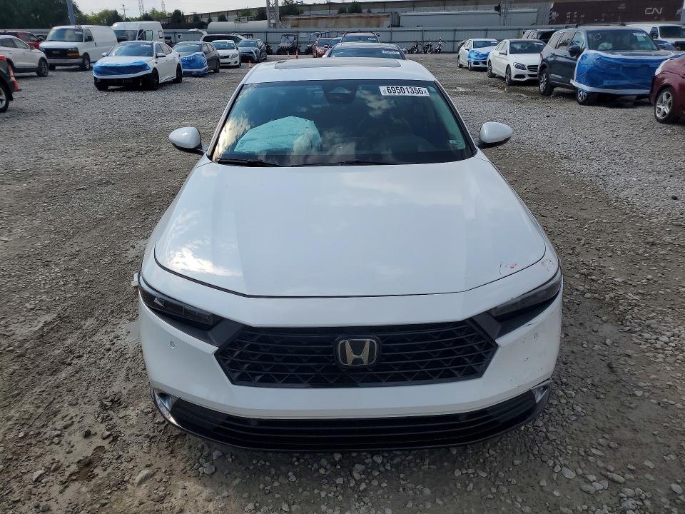 Продажа на аукционе авто 2023 Honda Accord, vin: 1HGCY2F89PA060301, номер лота: 69501356