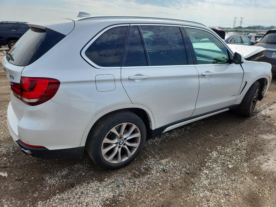 67113876 :رقم المزاد ، 5UXKR0C53F0K63080 vin ، 2015 Bmw X5 مزاد بيع