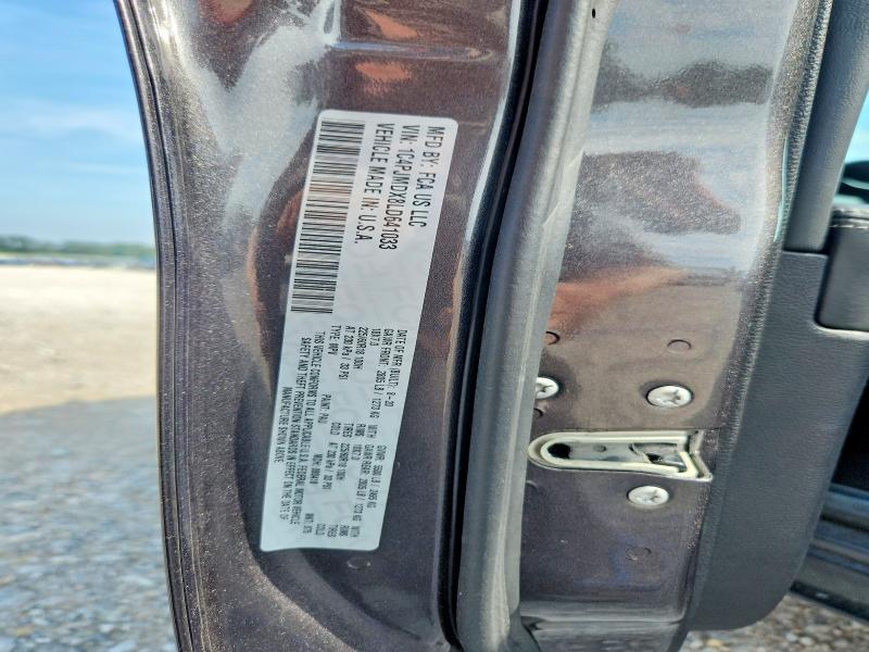2020 Jeep Cherokee მანქანა იყიდება აუქციონზე, vin: 1C4PJMDX8LD641033, აუქციონის ნომერი: 67240606