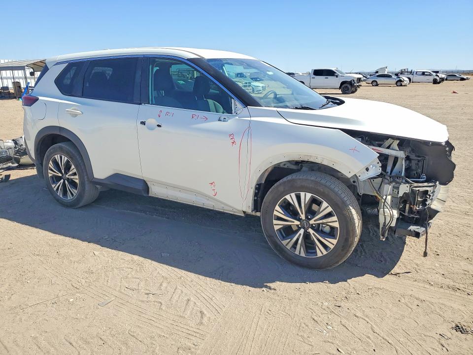 67035856 :رقم المزاد ، 5N1BT3BA0NC691538 vin ، 2022 Nissan Rogue مزاد بيع