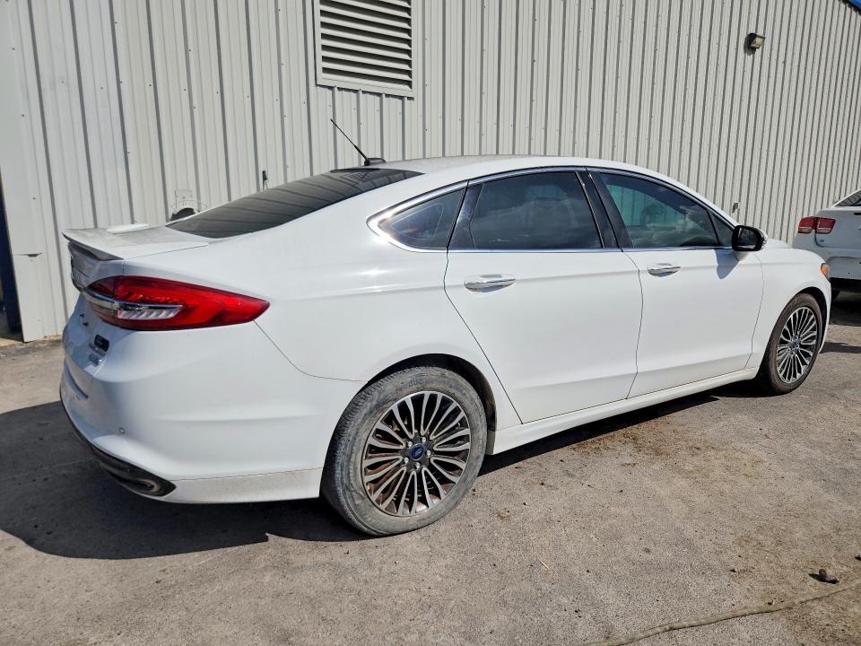 70374256 :رقم المزاد ، 3FA6P0D91JR123859 vin ، 2018 Ford Fusion مزاد بيع