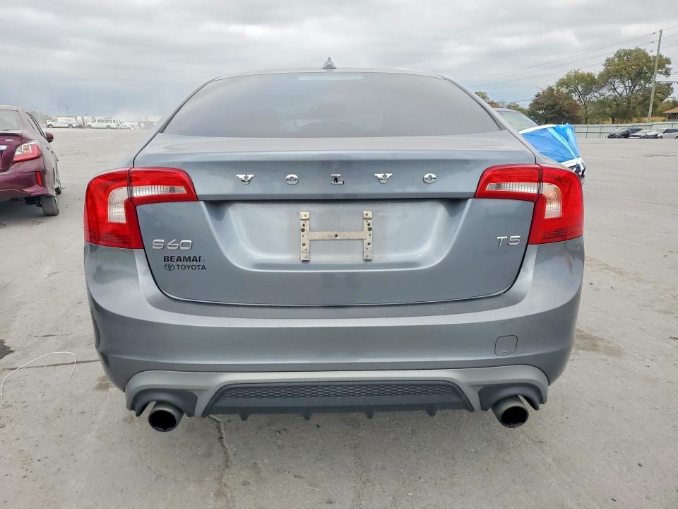 Продажа на аукционе авто 2017 Volvo S60, vin: YV126MFL8H2422527, номер лота: 69977466