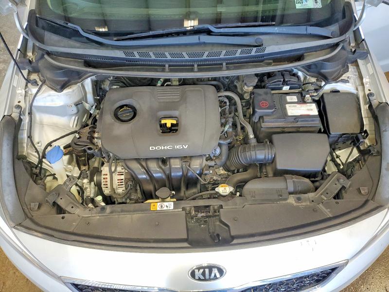 68696216 :رقم المزاد ، 3KPFL4A74HE082970 vin ، 2017 Kia Forte مزاد بيع