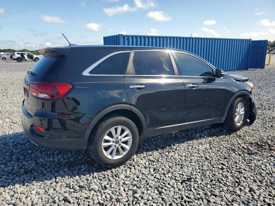 68670626 :رقم المزاد ، 5XYPG4A37KG577681 vin ، 2019 Kia Sorento مزاد بيع