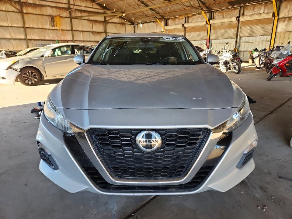 2021 Nissan Altima მანქანა იყიდება აუქციონზე, vin: 1N4BL4BV3MN352777, აუქციონის ნომერი: 69715226