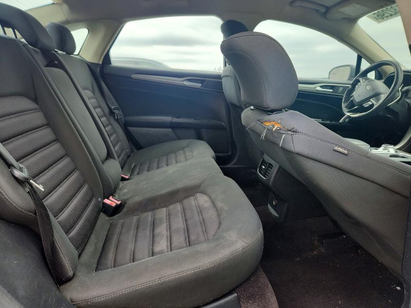Auction sale of the 2017 Ford Fusion, vin: 3FA6P0H70HR226323        , lot number: 69132296
