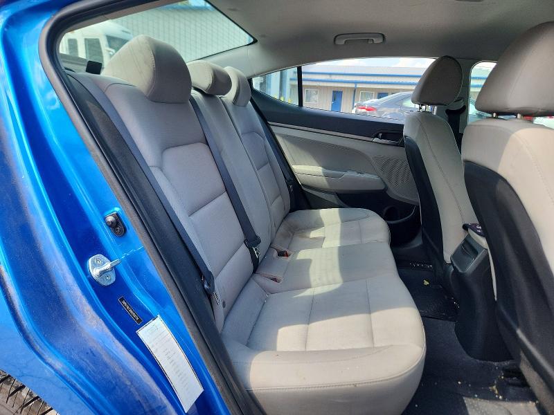2017 Hyundai Elantra მანქანა იყიდება აუქციონზე, vin: 5NPD74LFXHH200774, აუქციონის ნომერი: 67891856
