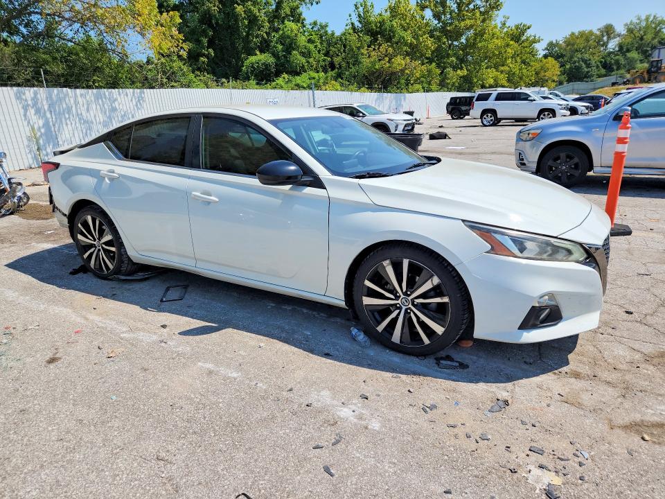 Продаж на аукціоні авто 2019 Nissan Altima, vin: 1N4BL4CV6KC191994, номер лоту: 67012396