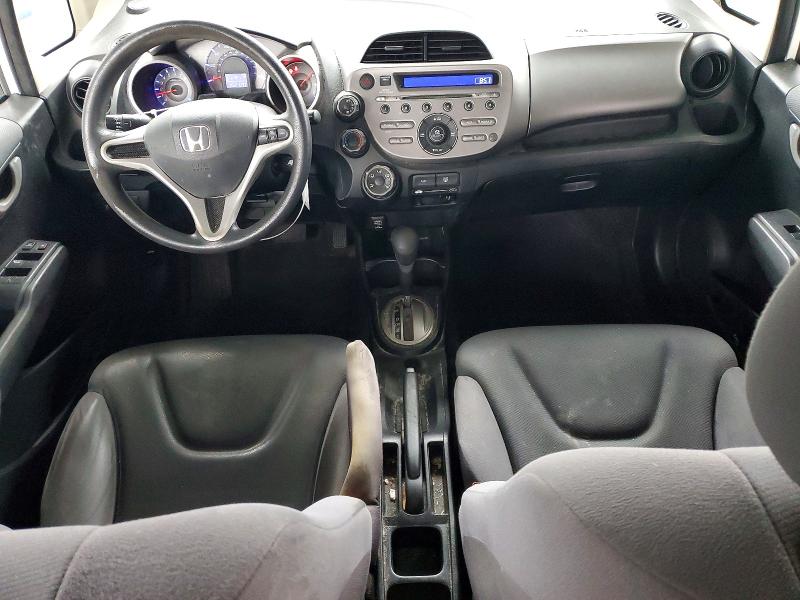 67318366 :رقم المزاد ، JHMGE8H37DC078131 vin ، 2013 Honda Fit مزاد بيع