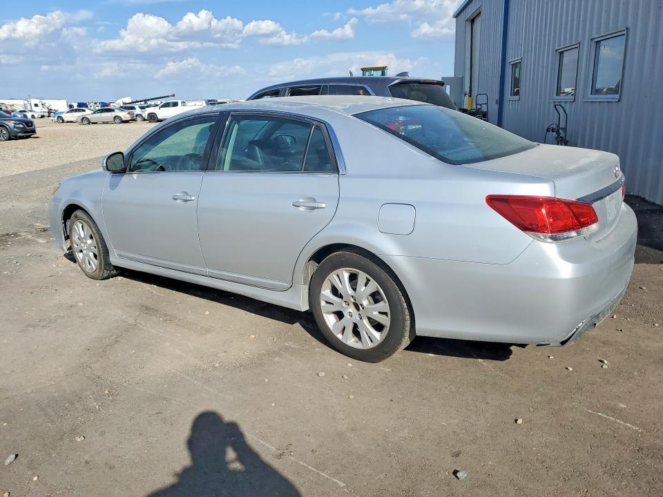 68051676 :رقم المزاد ، 4T1BK3DB0BU405573 vin ، 2011 Toyota Avalon مزاد بيع