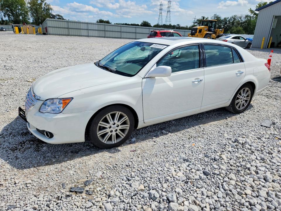 68833326 :رقم المزاد ، 4T1BK36B78U310031 vin ، 2008 Toyota Avalon مزاد بيع